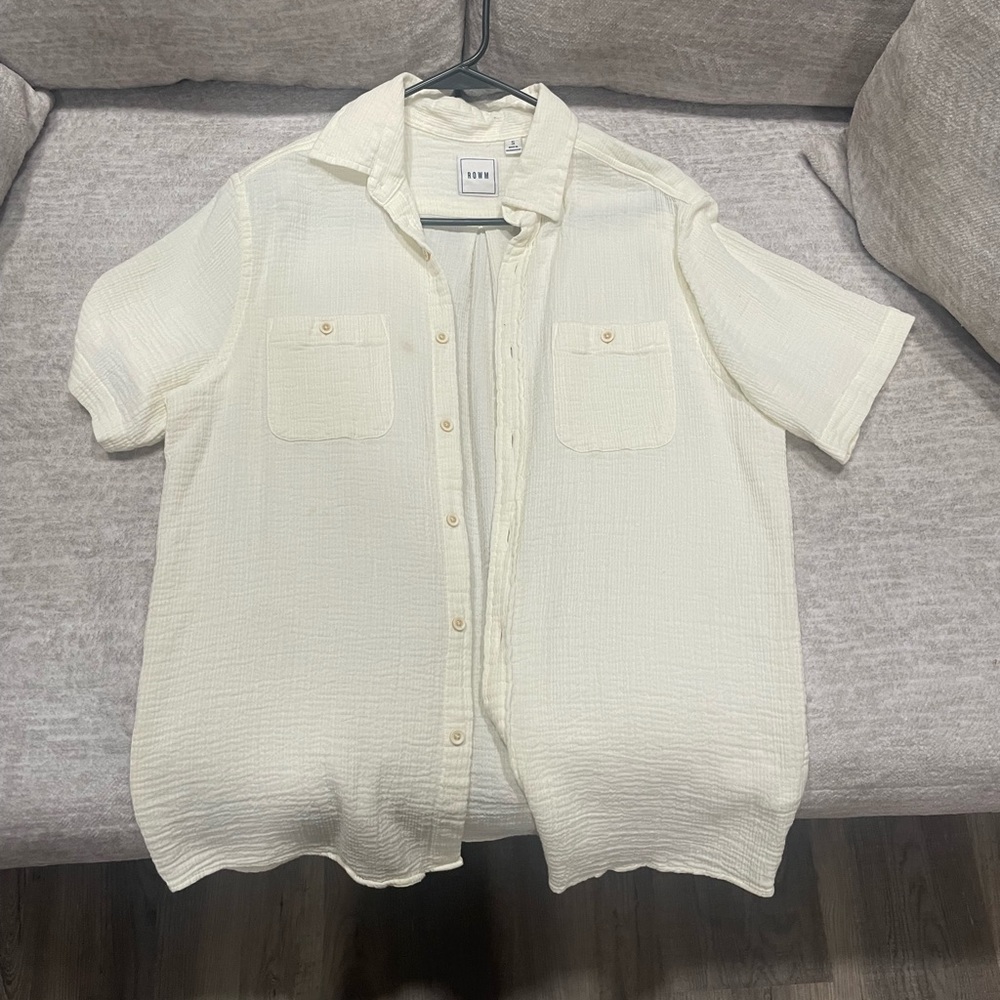 Rowm button up shirt